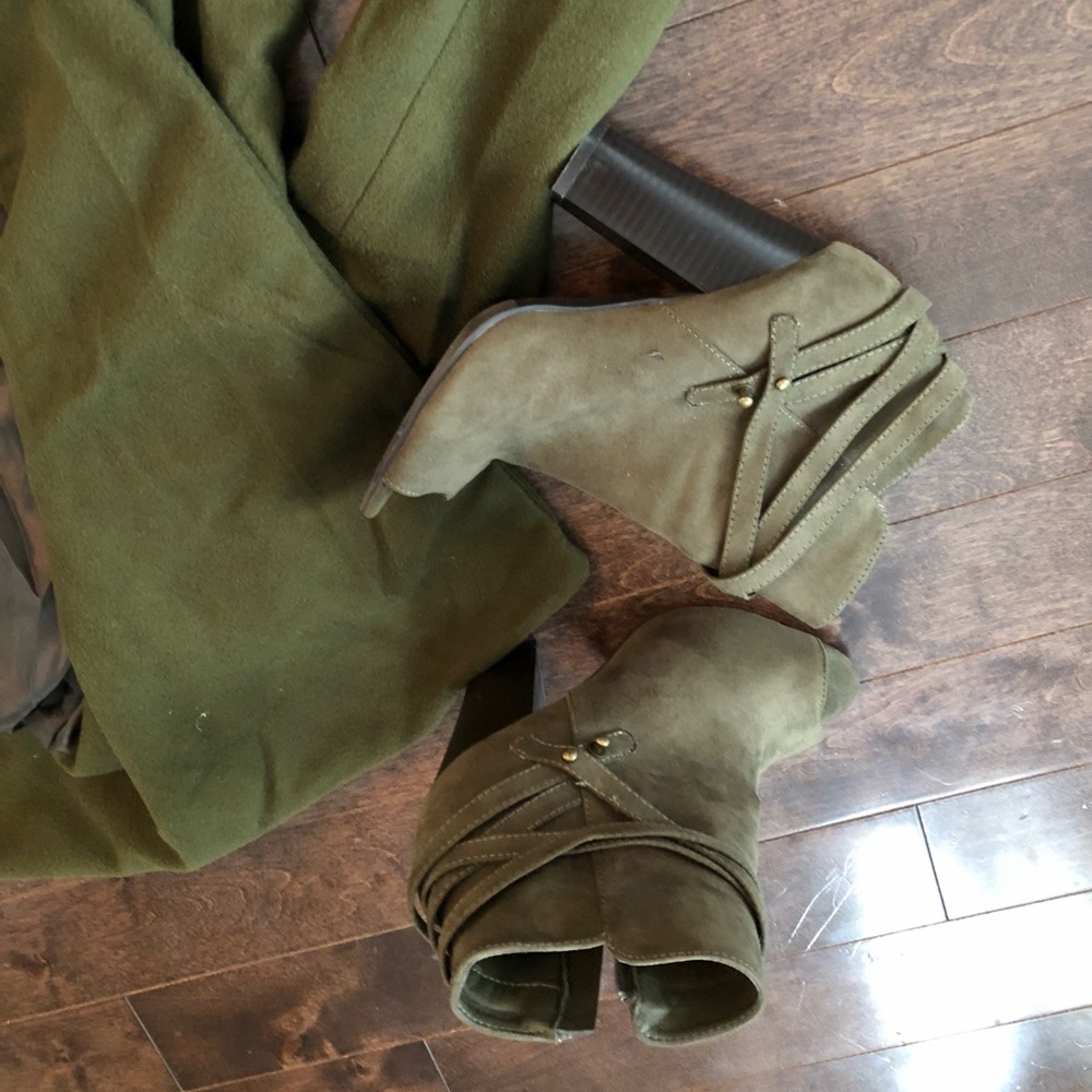 Green booties open toe